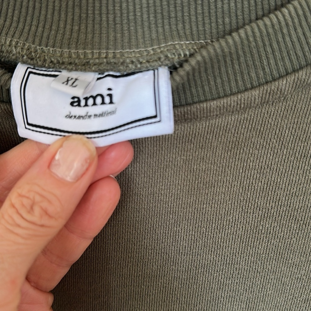 Ami Paris Ami de Coeur Army Green Sweatshirt – Fall Staple – Size XL - Picture 3 of 8